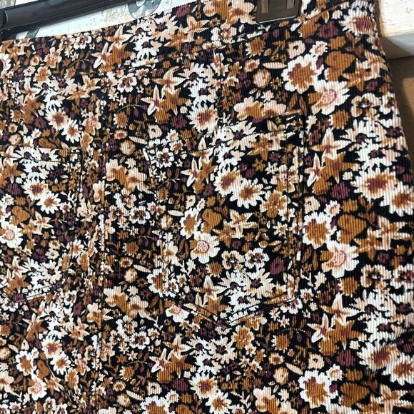 Arizona - Juniors brown floral corduroy mini skirt - Picture 4 of 8